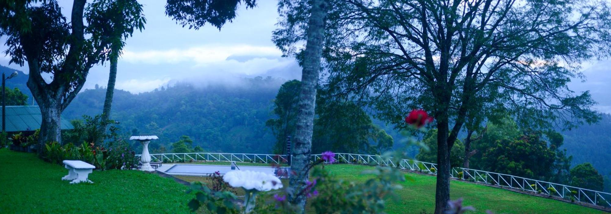 Hatale Tea Estate Bungalow Madulkele Екстериор снимка